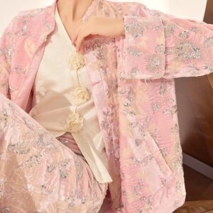 New Chinese heavy industry bead design blouse temperament reduction national style rayon coat