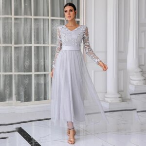 Customized Tea-Length Mother Of Bride Dresses Lace Appliques Full Sleeves Mom Gowns Simple V-Neck A-Line Tulle Wedding Party Dre