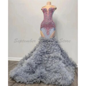 Luxury Diamonds Mermaid Long Prom Dresses 2025 For Black Girls Beads Crystals Rhinestones Tired Ruffles Evening Party Gown