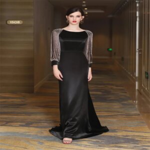 O Neckline Long Sleeves Mother of the Bride Dresses Lace Up Major Beading Mermaid Long Black Satin Evening Gown New design