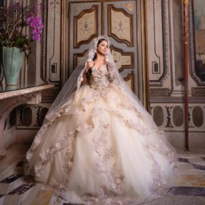 Customized 2025 Champagne Quinceanera Dress Ball Gown Floral Lace Applique Crystal Cape Dresses Sweet 16 Vestido De 15 Anos