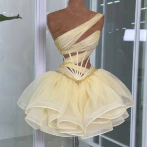 Sexy Tulle One Shoulder Short Cocktail Dress Tired Ruffles Tutu Beaded Prom Dancer Dresses Corest Custom Made Mini Graduation