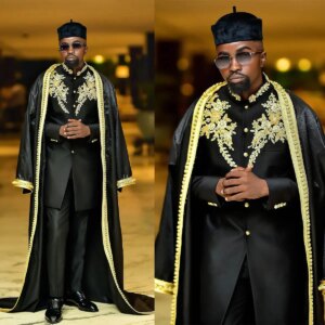 Black Mens Pants Suits With Long Cape Gold Beading Men’s Wedding Suits With 3 Pieces Prom Cosplay Blazers Costume