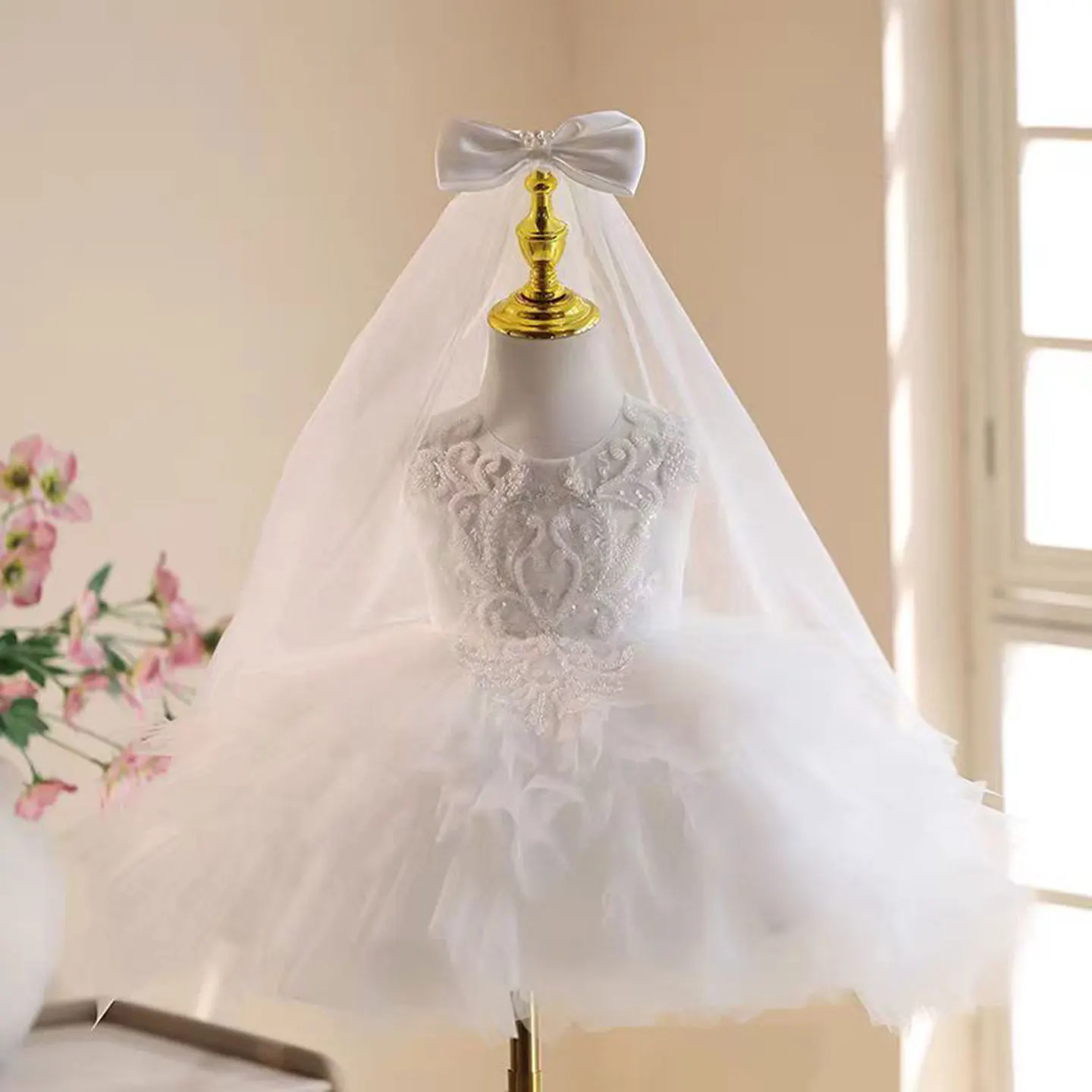 Dreamy Vow Adorable O-Neckline Tulle Flower Girl Dress With Veil Sleeveless Wedding Birthday Party Knee Length Prom Gown J856