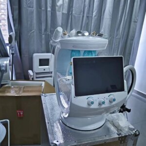 7-in-1 Hydro Facial Skin Care Machine Ultrasonic Rejuvenation Dermabrasion Hyperbaric Oxygen Facial Device for Deep Cleansing