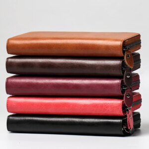 Retro Long Wallet Made of Cowhide for Men and Women