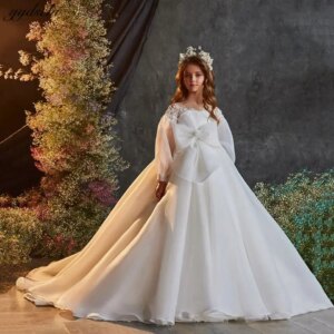 Elegant White Organza Long Sleeves Flower Girls Dresses For Wedding 2025 Lace Appliques Princess First Communion Gowns With Bow