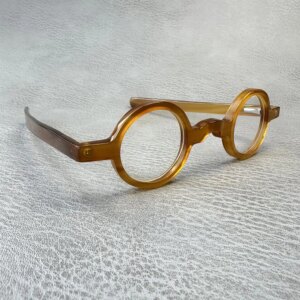 Man Glasses Frames Unique Vintage Small Round Handmade Light Coffee Horn Prescription Eyeglass Frames Optical Lenses Eyeglasses