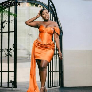 New 2025 Orange Short African Bridesmaid Dresses Sweetheart Sheath Appliques Satin Corset Sexy Wedding Guest Gowns Customized