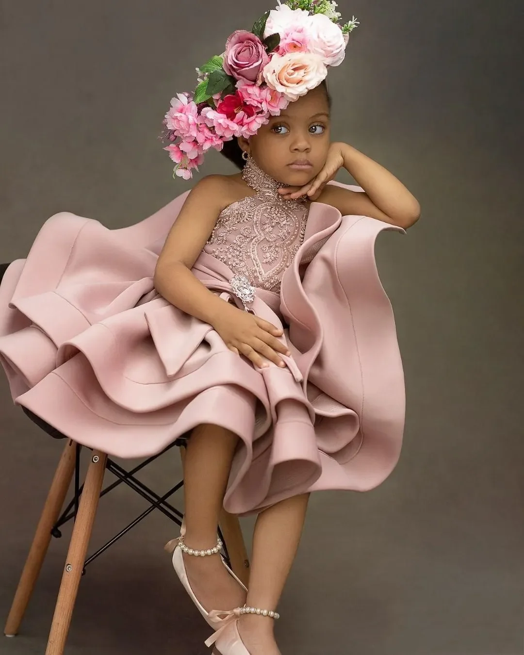 customized Blush Pink Halter Sleeveless Lace Appliques Flower Girl Dresses For Weddings Princess Communion Pageant Gowns Prom