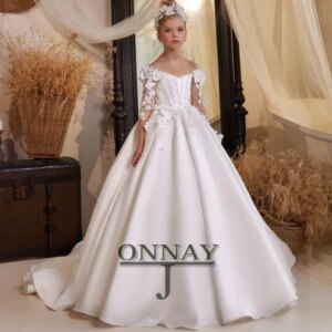 Customized White Flower Girl Dress for Baby Wedding Party Gown for kids Pageant Communion Robe De Demoiselle for Girls Plus