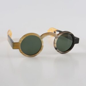 Man Sunglasses Women Unique Vintage Round Hollowed-Out Classic Handmade Natural Horn Men Sunglass Fashion Retro Glasses