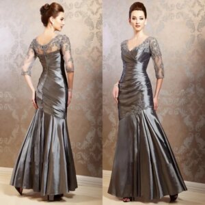Plus Size Mother of the Bride Dresses Illusion Half Sleeve Appliqued Pleats Mermaid Mothers Dress For Weddings Elegant Dresses