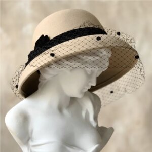 Autumn and winter new top hat Black gauze lace fisherman wide brim Hepburn elegant round face
