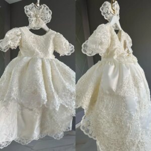 Customized Ivory Baby Christening Gowns Lace Appliques Girls Baptism Vintage Long Newborn Kids Birthday First Communion Dresses