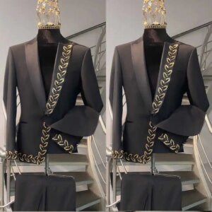 Appliques Fashion Wedding Suits For Groom Peaked Lapel Single Breasted Tuxedos 2 Pcs Jacket Pants Party Prom Customized