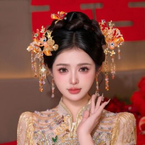 Golden Chinese Bridal Headdress Xiuhe Clothing Heavy Industry Simple and Elegant High-Grade and Gown Headdress Age Reducing