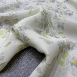 Pen Flower Real Silk Crown Crepe Jacquard Clothes Fabric 19momme 100% Silk Fabric