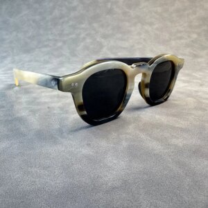 Men Sunglasses Women Square Vintage Antique Luxury Handmade Natural Horn Sunglass Men Polarized Rivets Luxury Glasses Eyeglasses