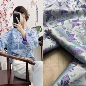 The new product features a refreshing blue base with purple floral brocade fabric Chinese-style small cover for armored clothing