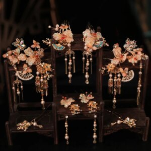 Xiuhe Headdress Elegant High Sense Golden Crown New Chinese Hairpin Tassel Wedding Performance Ancient Costume Hair Accessories