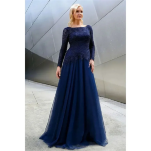 Sexy Open Back Mother Of The Bride Dresses Long Sleeves Lace Appliques Wedding Guest Gowns Plus Size Formal Evening Dress