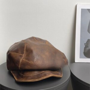 The wastely-style leather beret pleated heavy industry hat and small artistic trend that makes face good