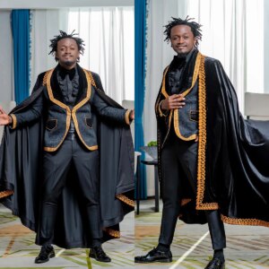 Fashion Handmade Jacquard Fabrics Men Suits Tuxedos Appliques Groom Wear Formal Suit Custom Size 3 Pieces Blazer Pants Cloak