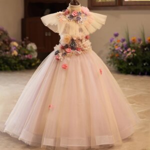 Girls Pearl Princess Dress 2024 Fashion Luxury Flower Long Dress Carnival Birthday Party Catwalk Evening Dress