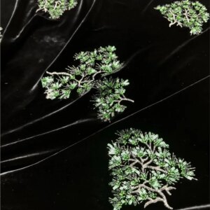 The high-end custom-made new Chinese-style silk and velvet embroidered fabric for autumn winter cotton-padded clothes is thick