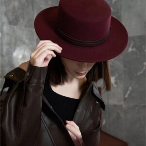 Elegant and stylish with a flat top hat wine red for women