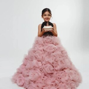 Amazing Luxury Floral Little Girls Dresses To Birthday Party Dresses Halter Lush Handmade Flower Long Flower Girl Dress