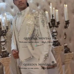 Exquisite Jewelry Diamond Beaded Suits Men Sparkly Shawl Lapel Prom Blazers Customized 3-Piece Groom Occasion Dresses Wedding
