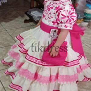 Mexican Charro Pink Flower Girls Dress Short Sleeve Tiered Lace Embroidery Escaramuza Folk Pageant Dress Colorful Customized