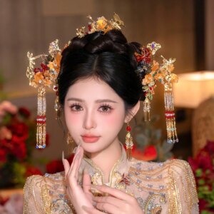 Chinese Xiuhe Headdress 2025 New High-Grade Elegant Golden Tassel Hair Accessories Hanfu and Gown Ornament