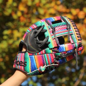 Manufacturer of Japanese Baseball Gloves and Sliding and Pitcher Glove