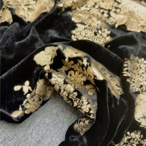 New autumn and winter products silk velvet fabric elegant coat cheongsam dress with gilding process