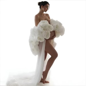 2025 Magic Rose Flower Wedding Cape White Chiffon Ruffled 3D Floral Maternity Photoshoot Cape Bridal Jacket Custom Cloak YEWEN