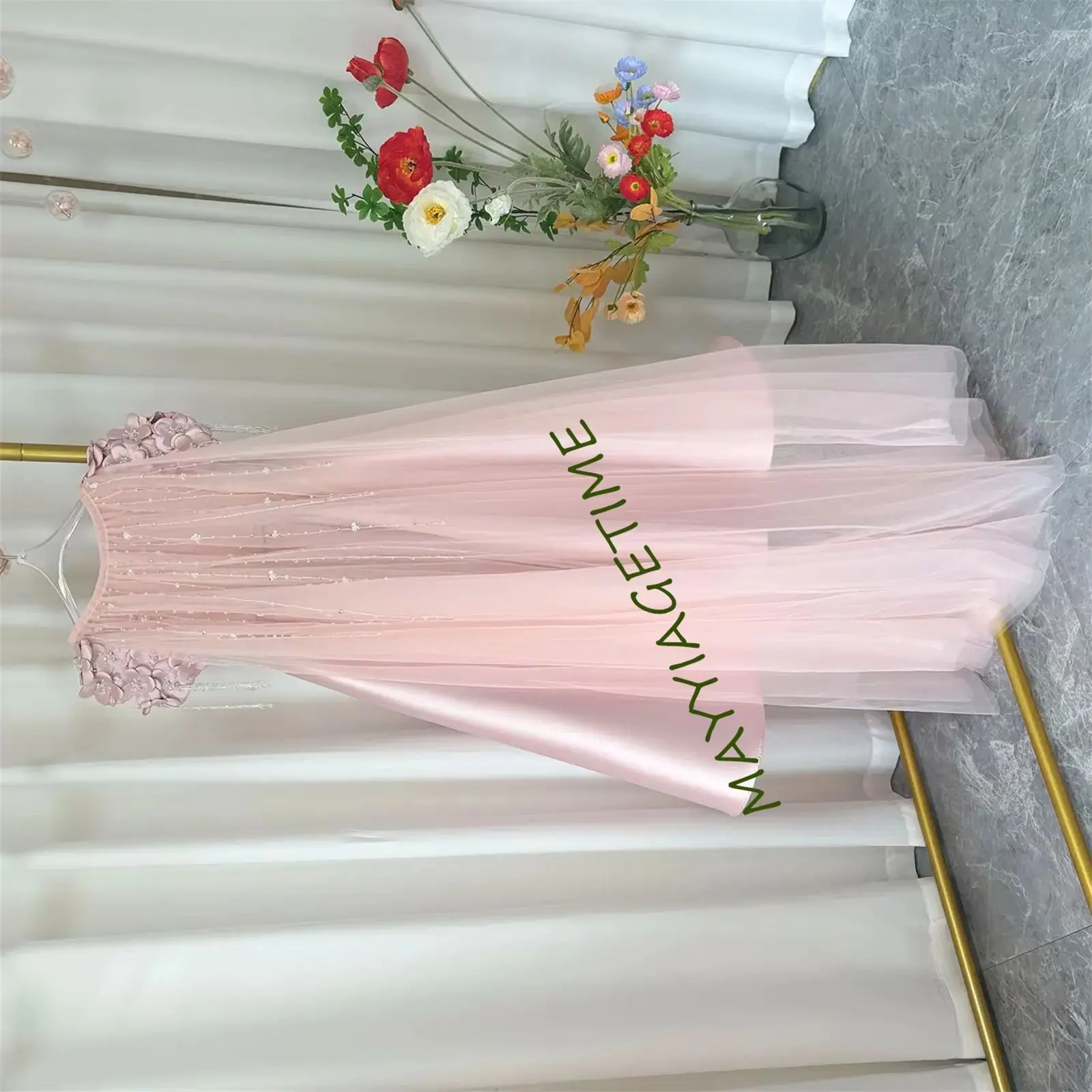CustomizedLuxury Dusty Pink Girl Dress Beadeds Arabic with Cap Handmade Flowers Princess Kids Wedding Birthday Party Gown