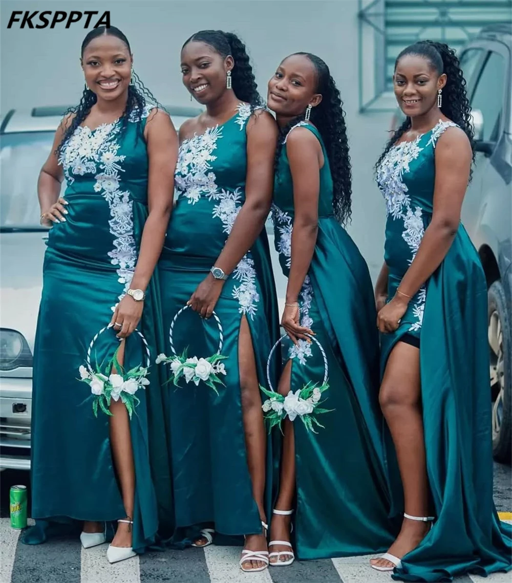 Customized Green Mermaid Long Bridesmaid Dresses White Lace Satin Side Split 2025 New African Maids Of Honor Gowns Dropshipping