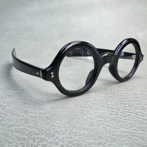 Eyeglass Frames Unique Small Round Vintage Handmade Buffalo Horn Rivets Prescription Man Glasses Frames Optical Lenses Eyewear