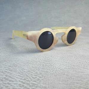 Men Sunglasses Women Unique Vintage Round Handmade Honey Horn Reading Eyeglass Frames Retro Fashion Glasses