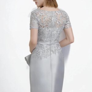 Elegant Formal Evening Dress Satin Scoop Neck Knee-Length Cocktail Dress Applique Mother of the Bride Dress 2025 Free Customized