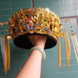 Queen Empress flag head + child clear headdress Forbidden City travel photography Han Pavilion customization