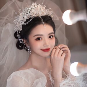 Bridal Crown Beads Handmade Temperament and Beautiful Korean Style Hair Styling Elegant Fashion Wedding Dress Formal Accessories