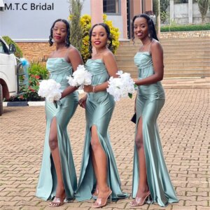 Charming 2025 Long African Bridesmaid Dresses Spaghetti Straps Mermaid Corset Sexy Maids Of Honor Gowns For Black Girls