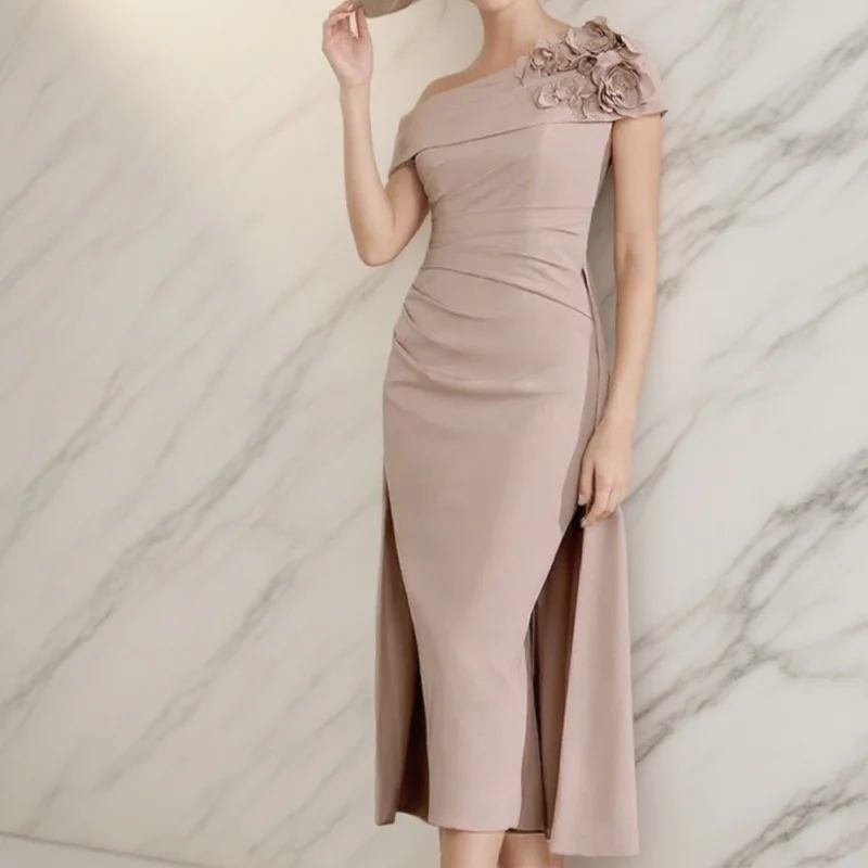 Crepe Fabric Sheath Cocktail Party Brown Off-the-shoulder Applique Cloak Prom Gown Elegant Mother of the Bride Dresses