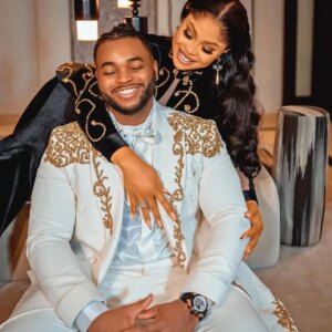 Bespoke Men Suits For Wedding Peak Lapel Double Breasted Appliques 2 Pieces Blazer Pant Casual Business Occasion Custom Size