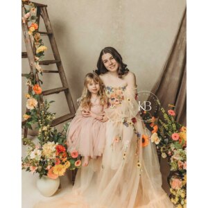 Don&Judy Colorful Embroidered Floral Wedding Dress Flowers Maternity Tulle Strapless Long Sleeves Dresses Wedding Party Gown New