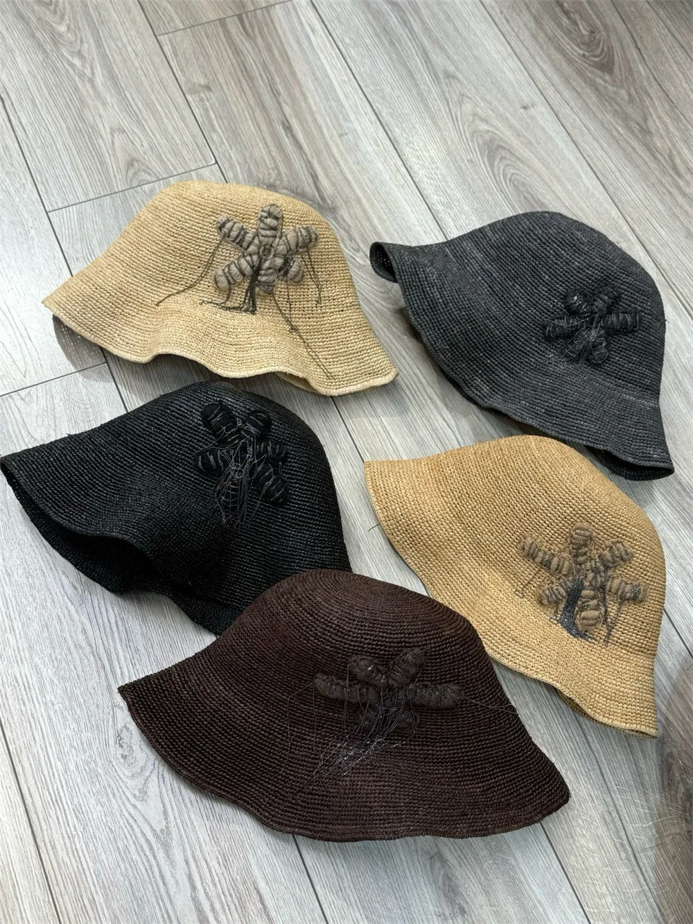 Summer New Product Bead Chain Decorative Grass Weaving Breathable Sunscreen Sunshade Beach Wide brimmed Vacation Hat